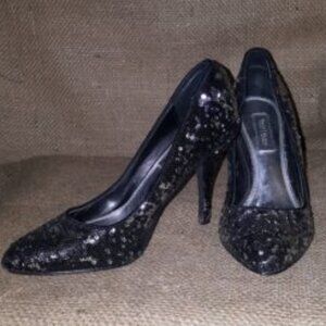 White House Black Market, Size 6, Black/Silver